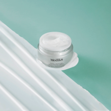 Увлажняющий и восстанавливающий крем для лица сменный блок Medik8 Total Moisture Daily Facial Cream, 50 мл
