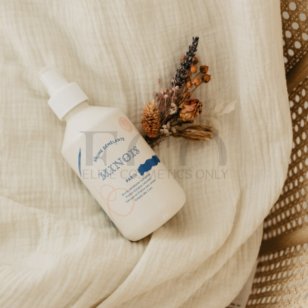 Minois Paris Moisturizing Detangling Spray